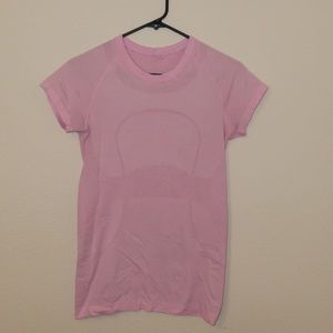 Light pink lululemon top